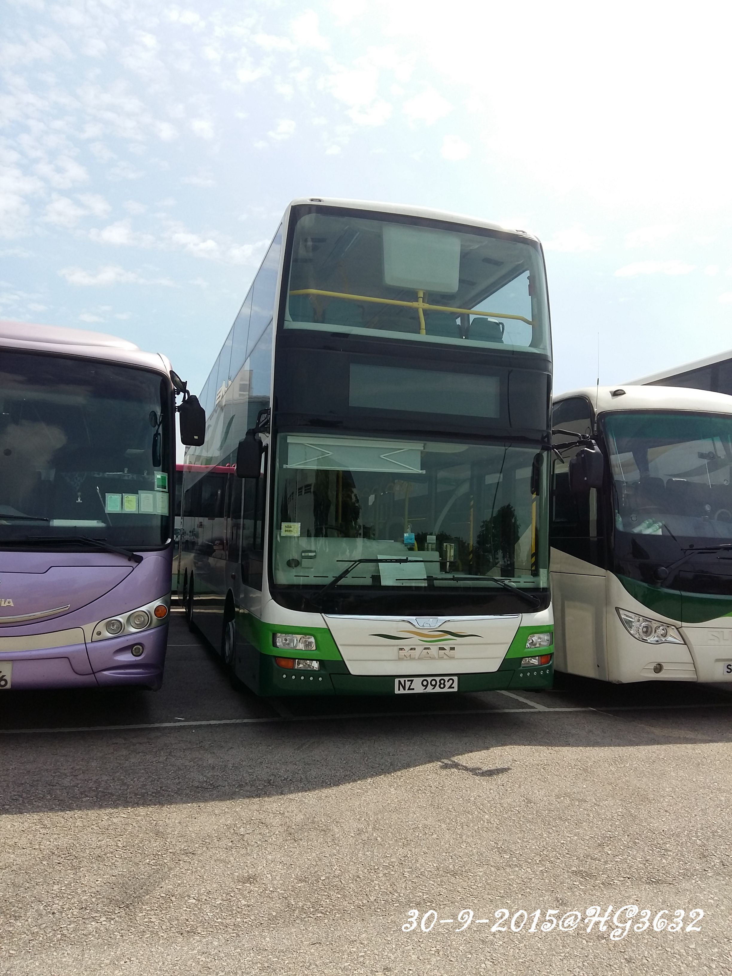 NZ9982-KCB.jpg