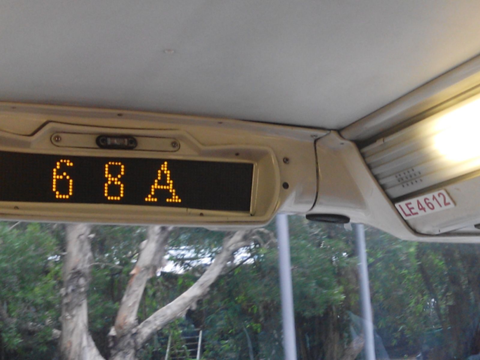 LE4612.jpg