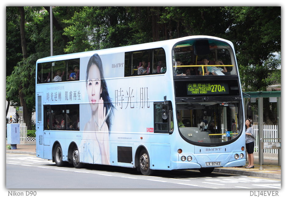 LX9743.jpg
