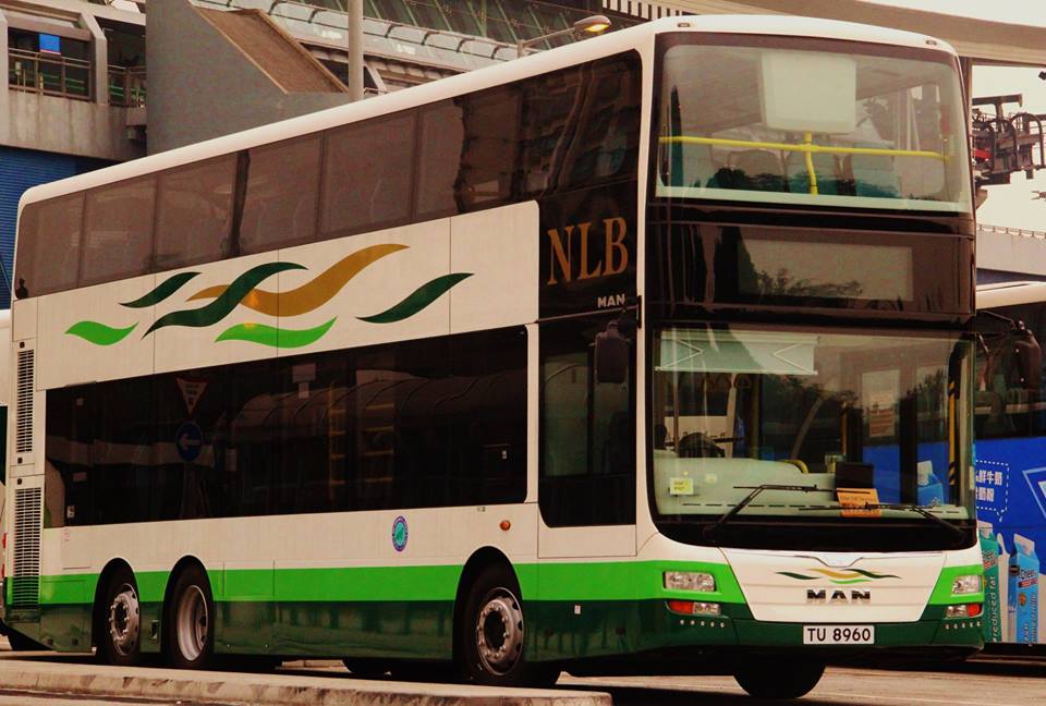 TU8960.jpg