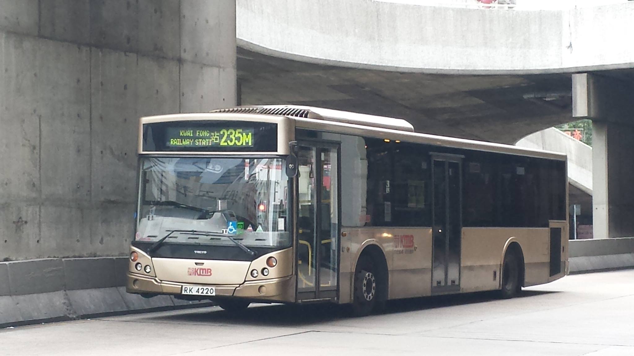 235M.jpg