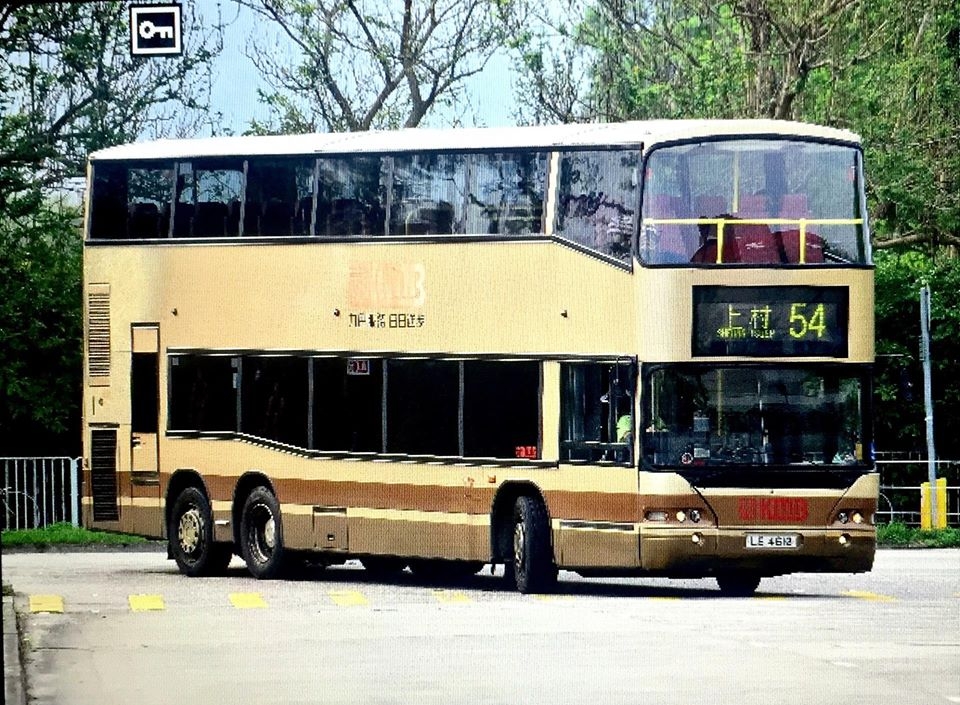 LE4612.jpg