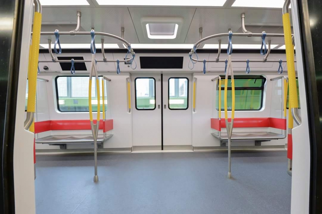 清楚見到4座位變3座位 咁影架車即刻闊咗唔少