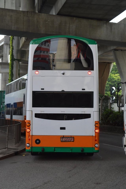 YV3S4P92XGA176935