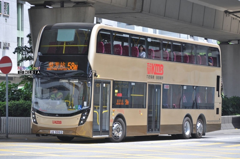 UE5963.jpg
