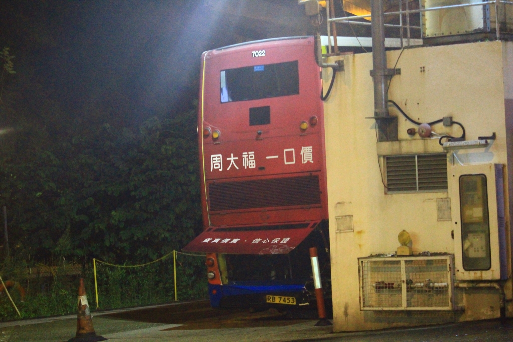 7022 1.jpg