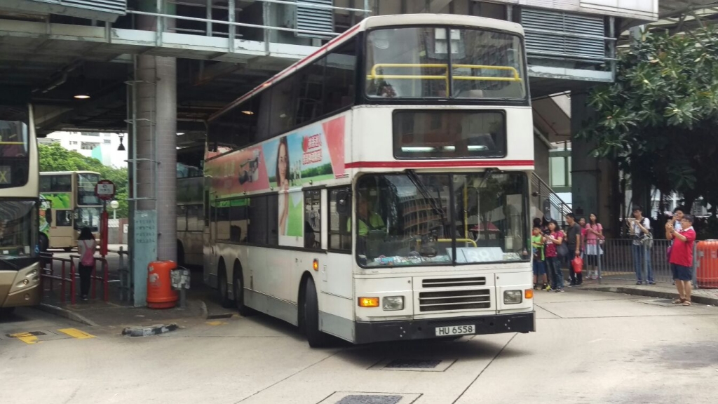 HU6558 6.jpg