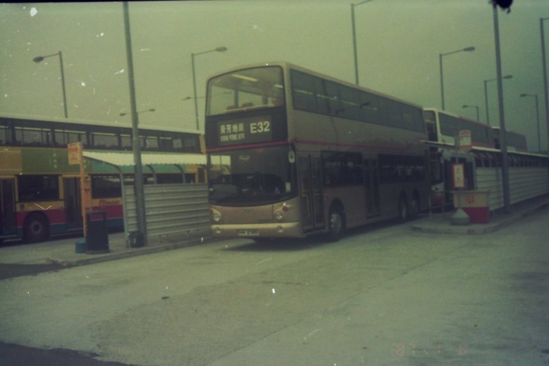 l_107_1_1.jpg