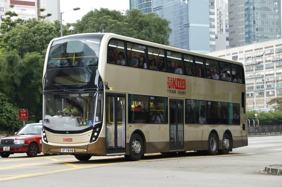 UF7898.jpg