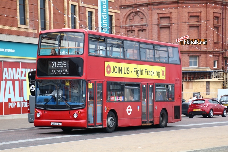 Blackpool LX51FNJ C033503.JPG