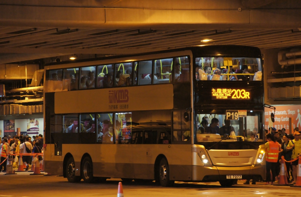 TE7277@203R.JPG