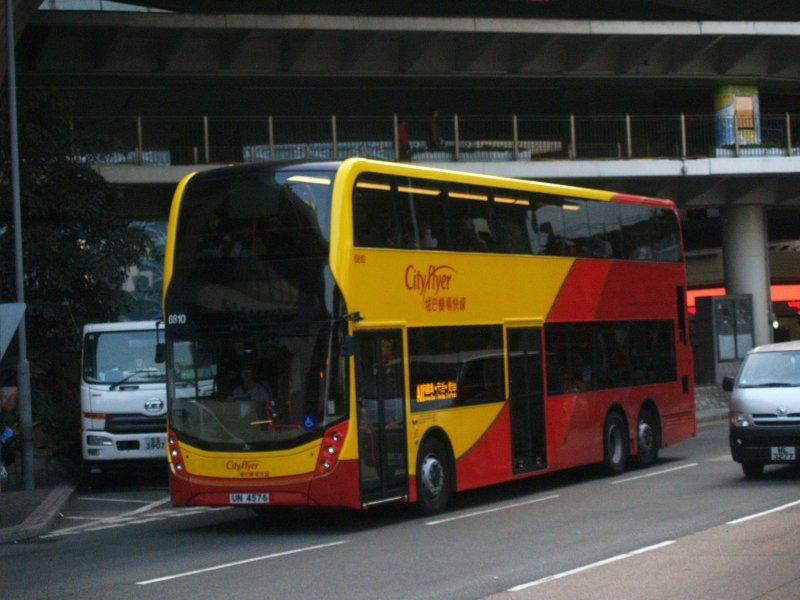 c_6810_2.jpg