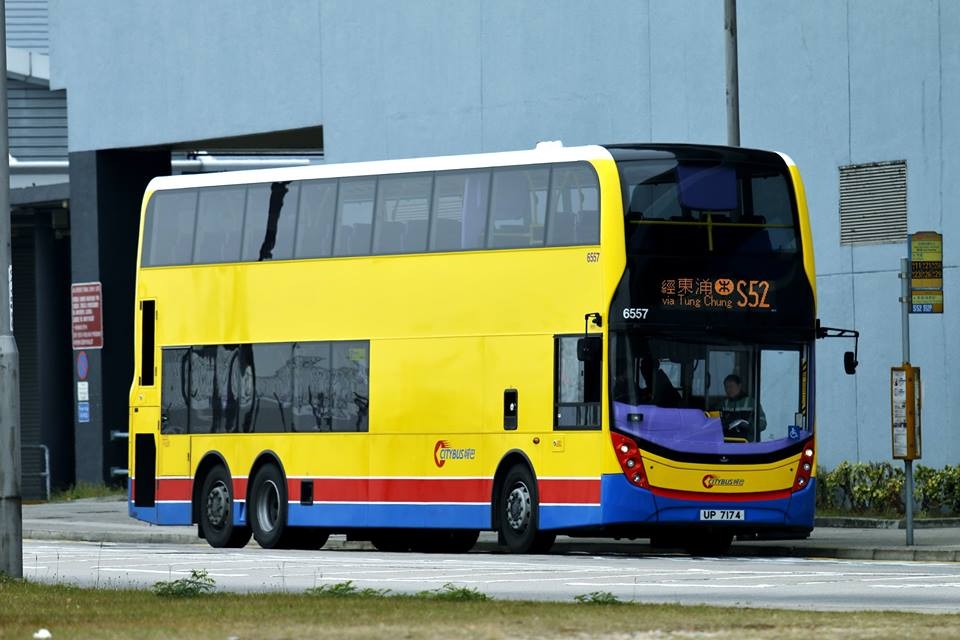 6557 S52.jpg