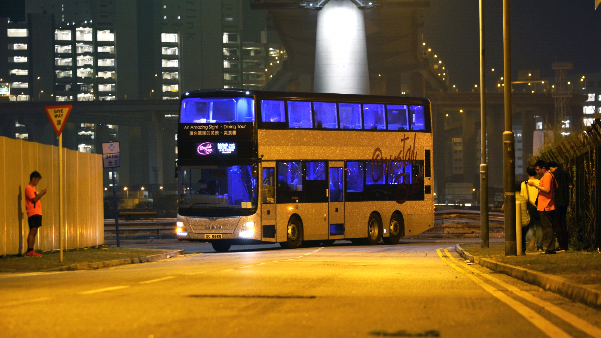GC8888 2 .jpg