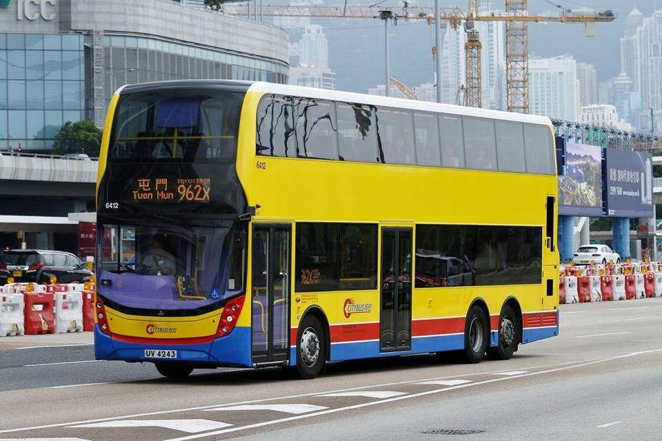 6412 962X.jpg