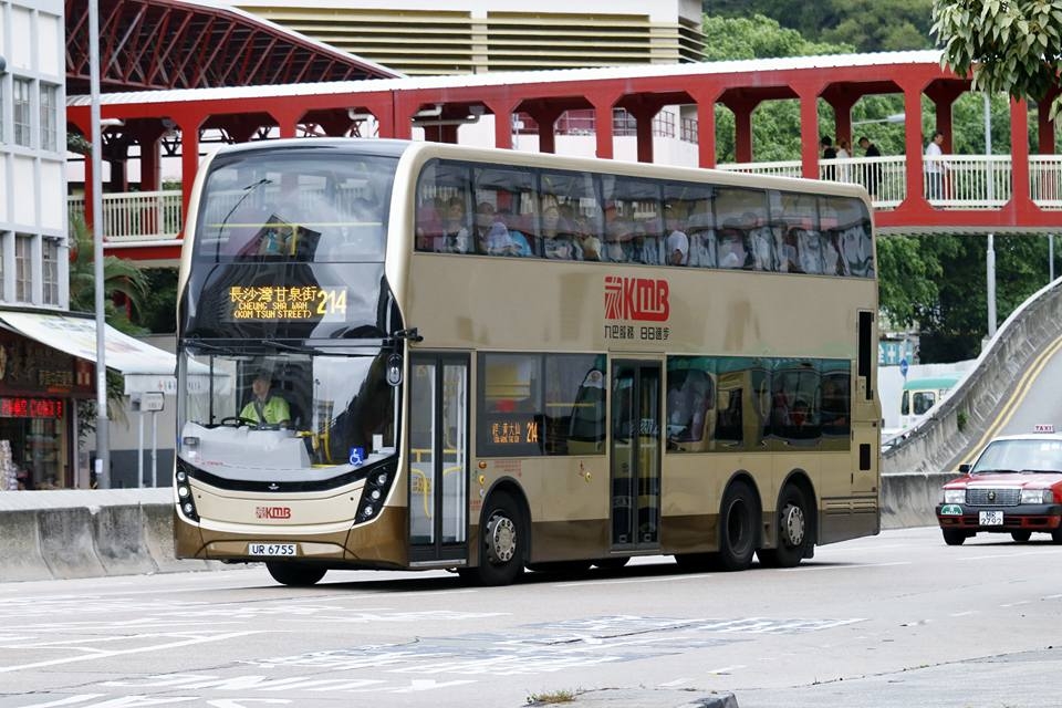 UR6755 214.jpg