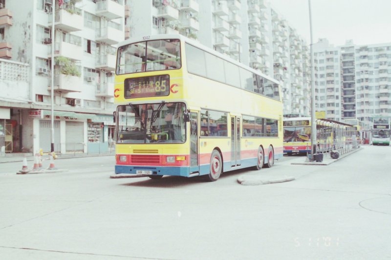 c_1042_1_1.jpg