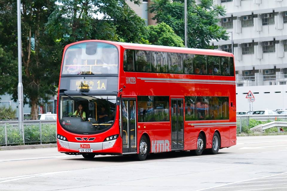 UX1225.jpg
