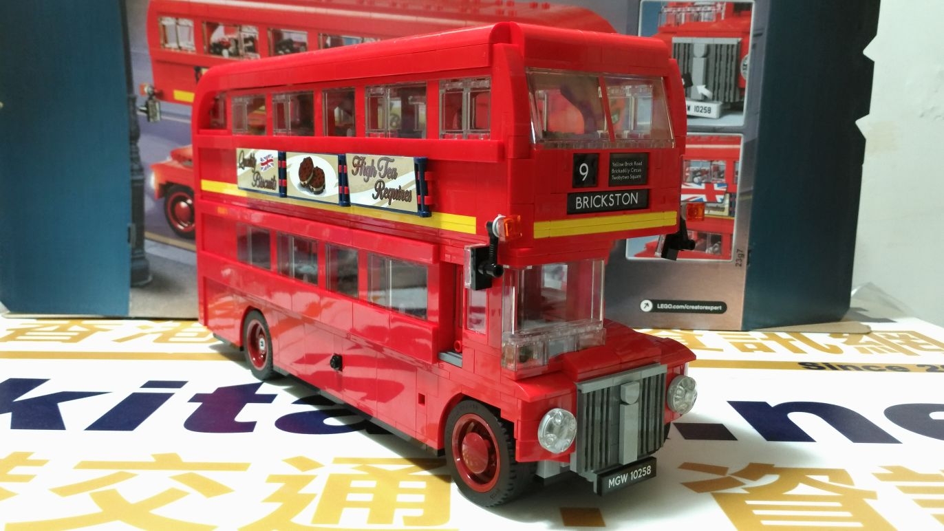 LEGO 10258 London Bus (7).jpeg