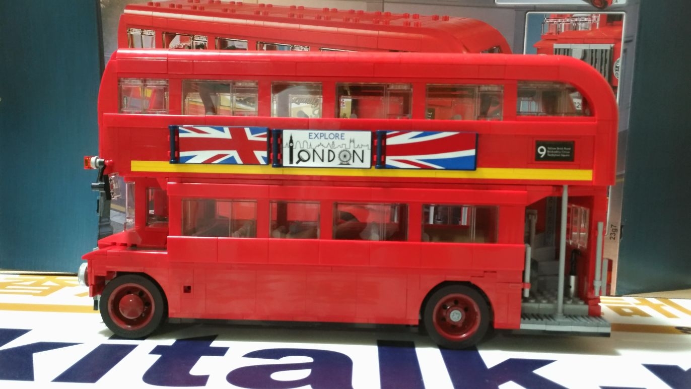 LEGO 10258 London Bus (9).jpeg