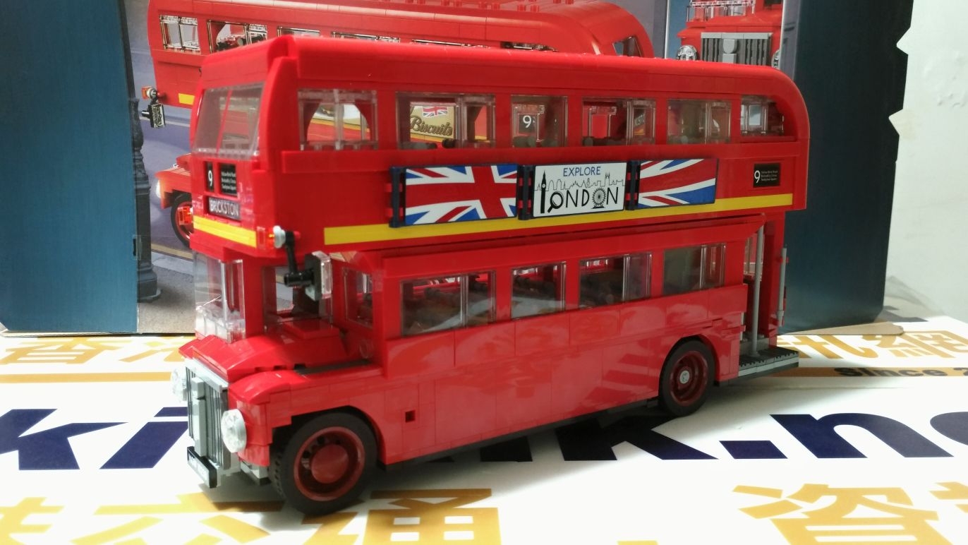 LEGO 10258 London Bus (8).jpeg