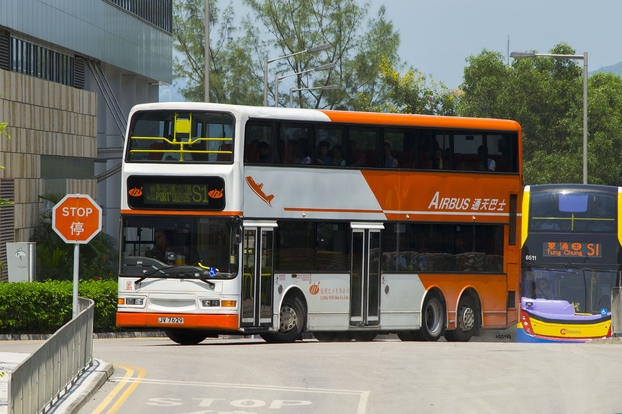 JV7629@S1.jpg