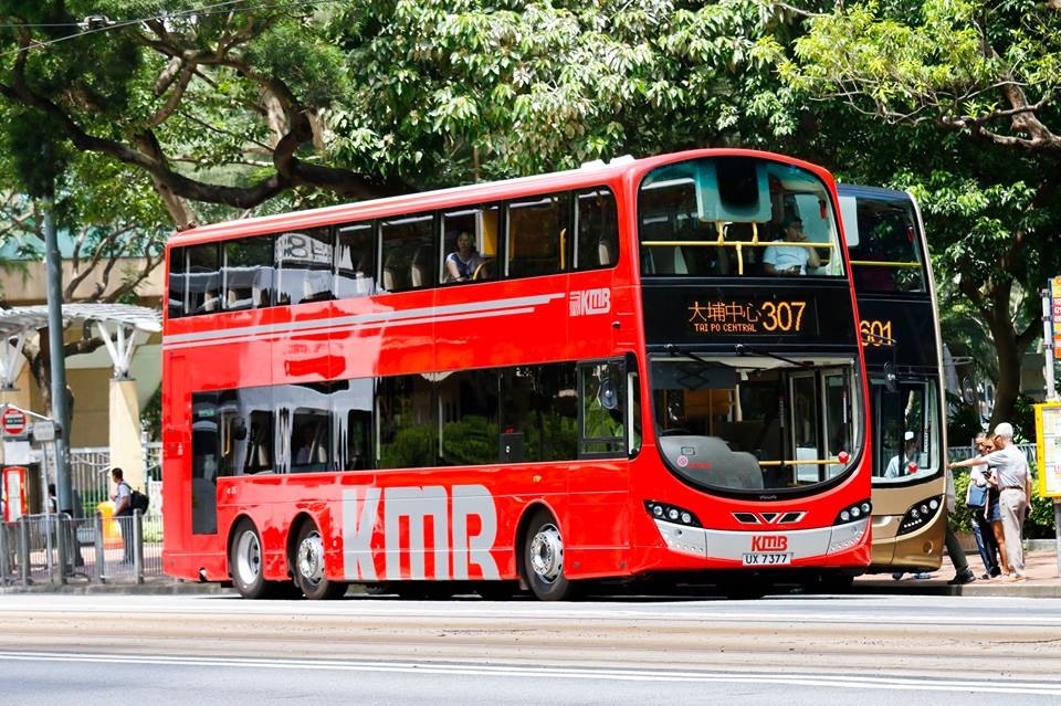 UX7377 307.jpg