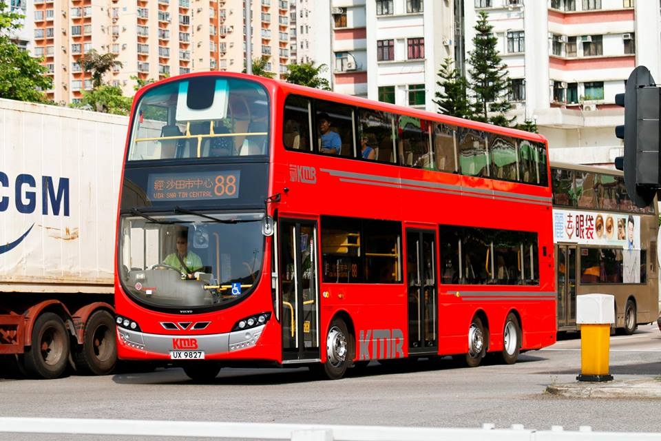 UX9827 88..jpg