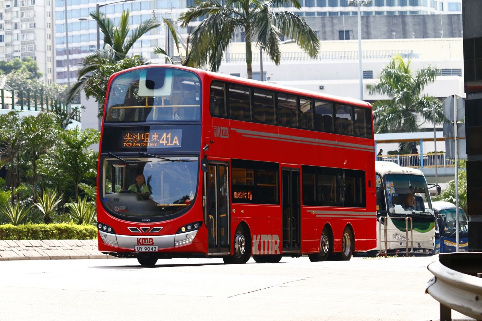 UY9042 (2).jpeg