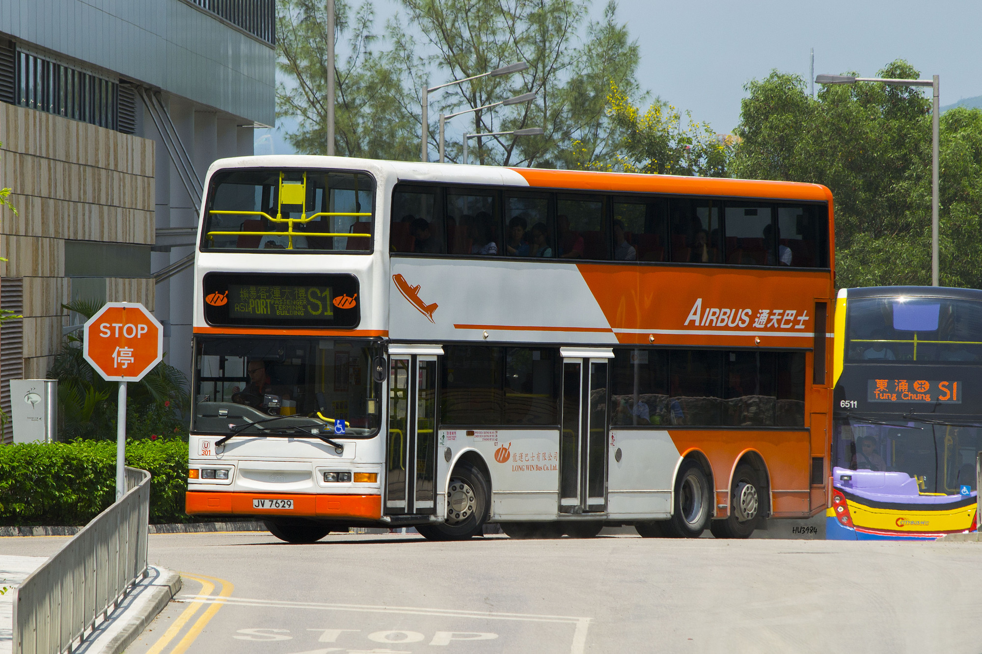 JV7629@S1.jpg