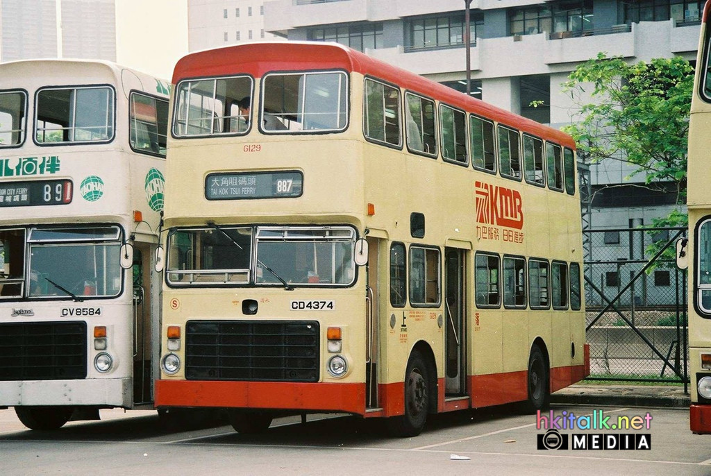 G129 887.jpg