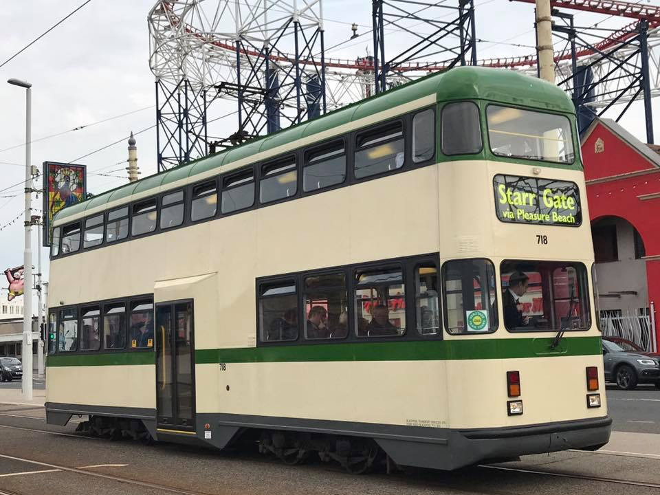 Blackpool tram 3.jpg