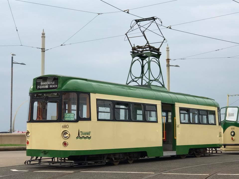 Blackpool tram 6.jpg