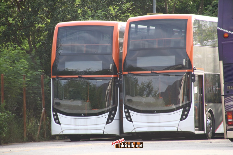NEW LWB BUS  (2).JPG