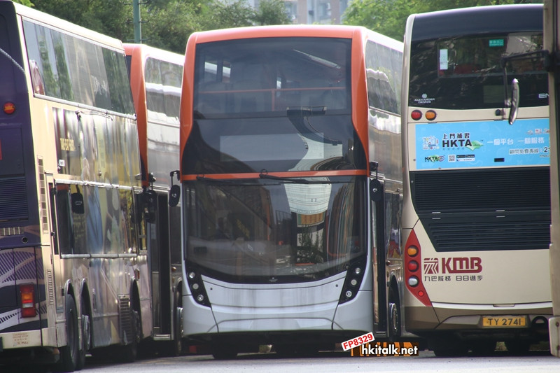 NEW LWB BUS  (3).JPG