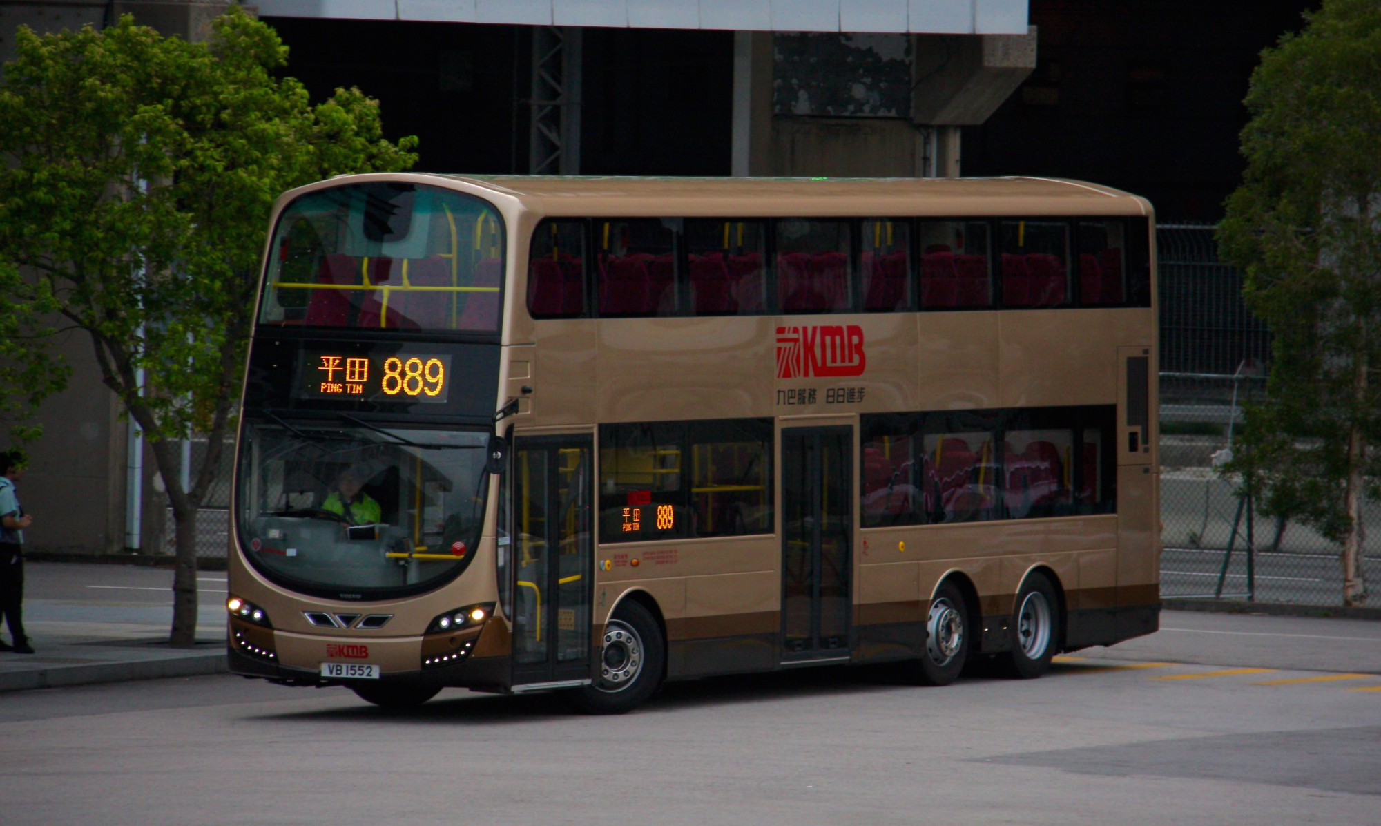 VB1552@889.jpg