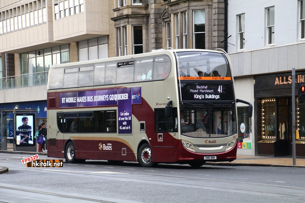 Lothian SN61BBK.JPG