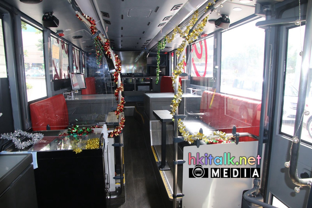 Crystal Bus I (10).jpeg