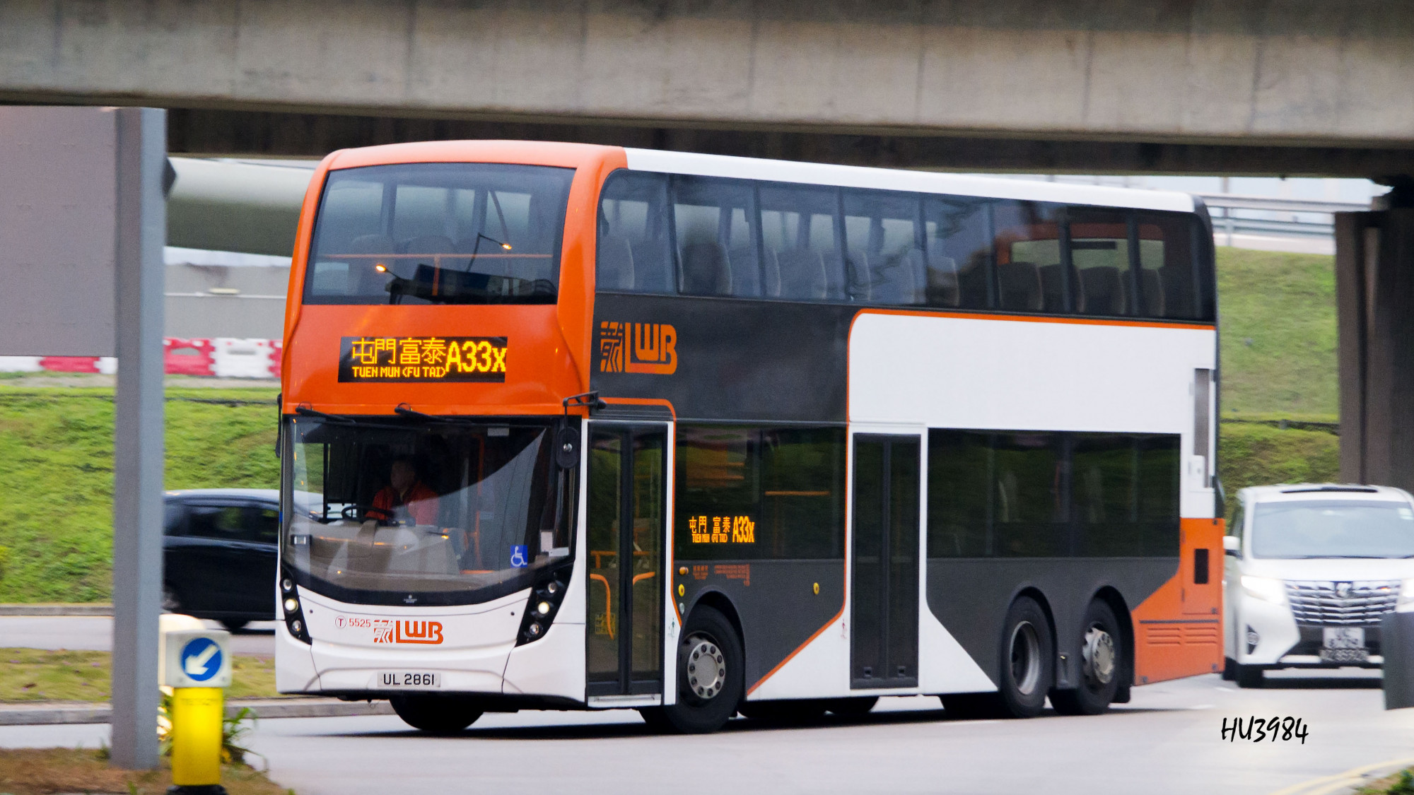 5525@UL2861@A33X.jpg