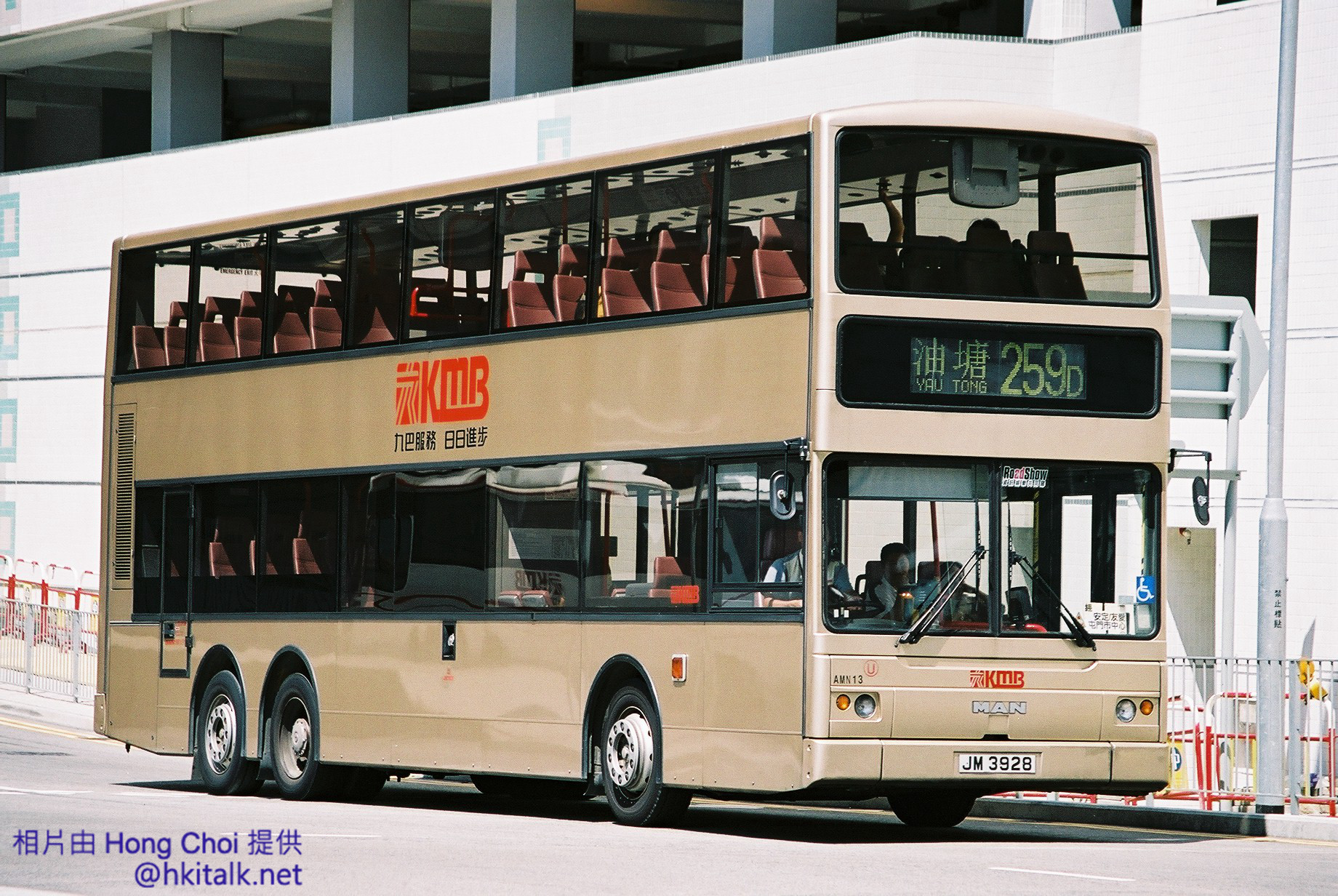 F1000029.jpg