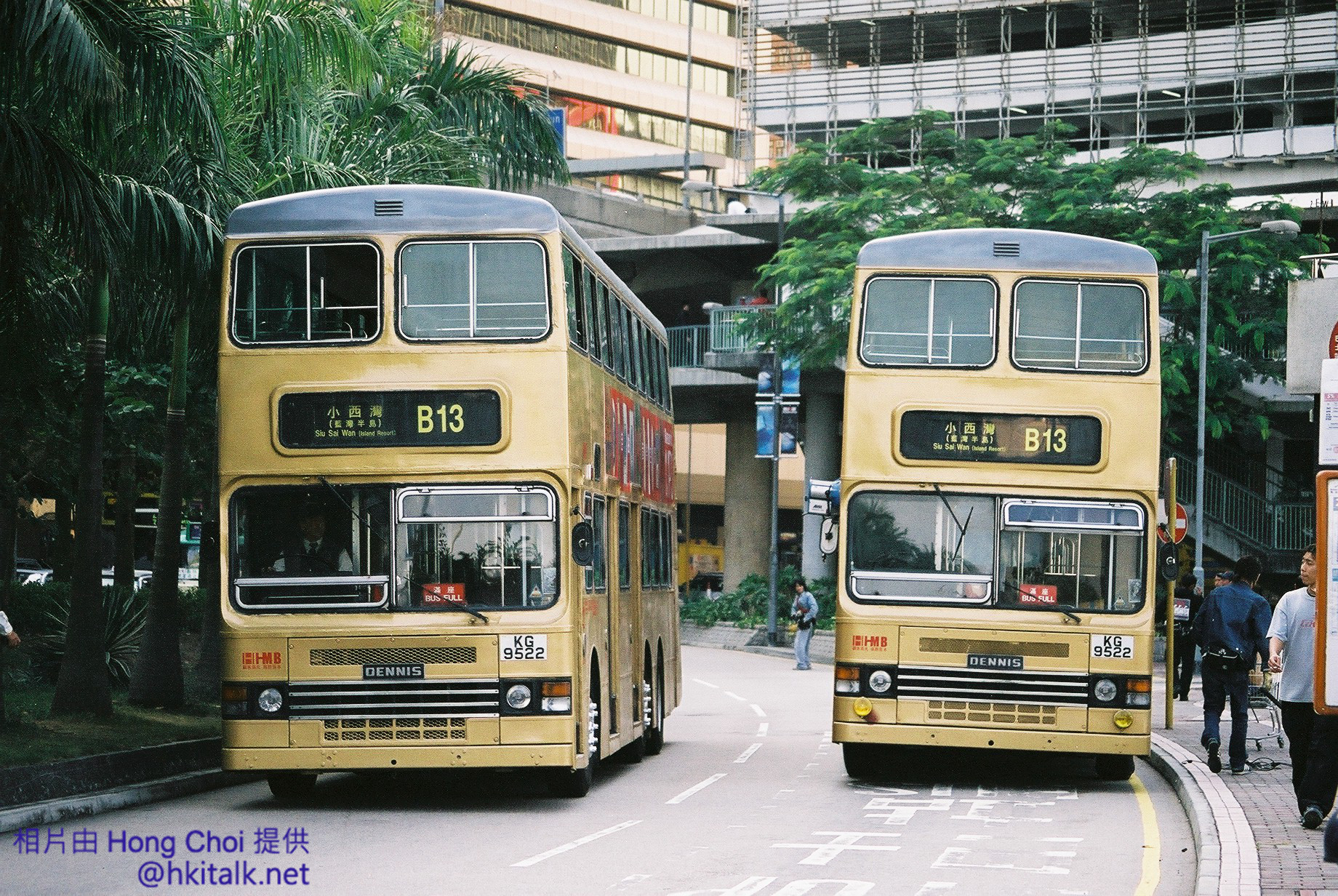 F1100036.jpg