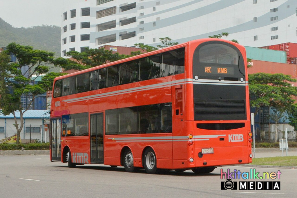 Volvo B9TL (6).jpeg