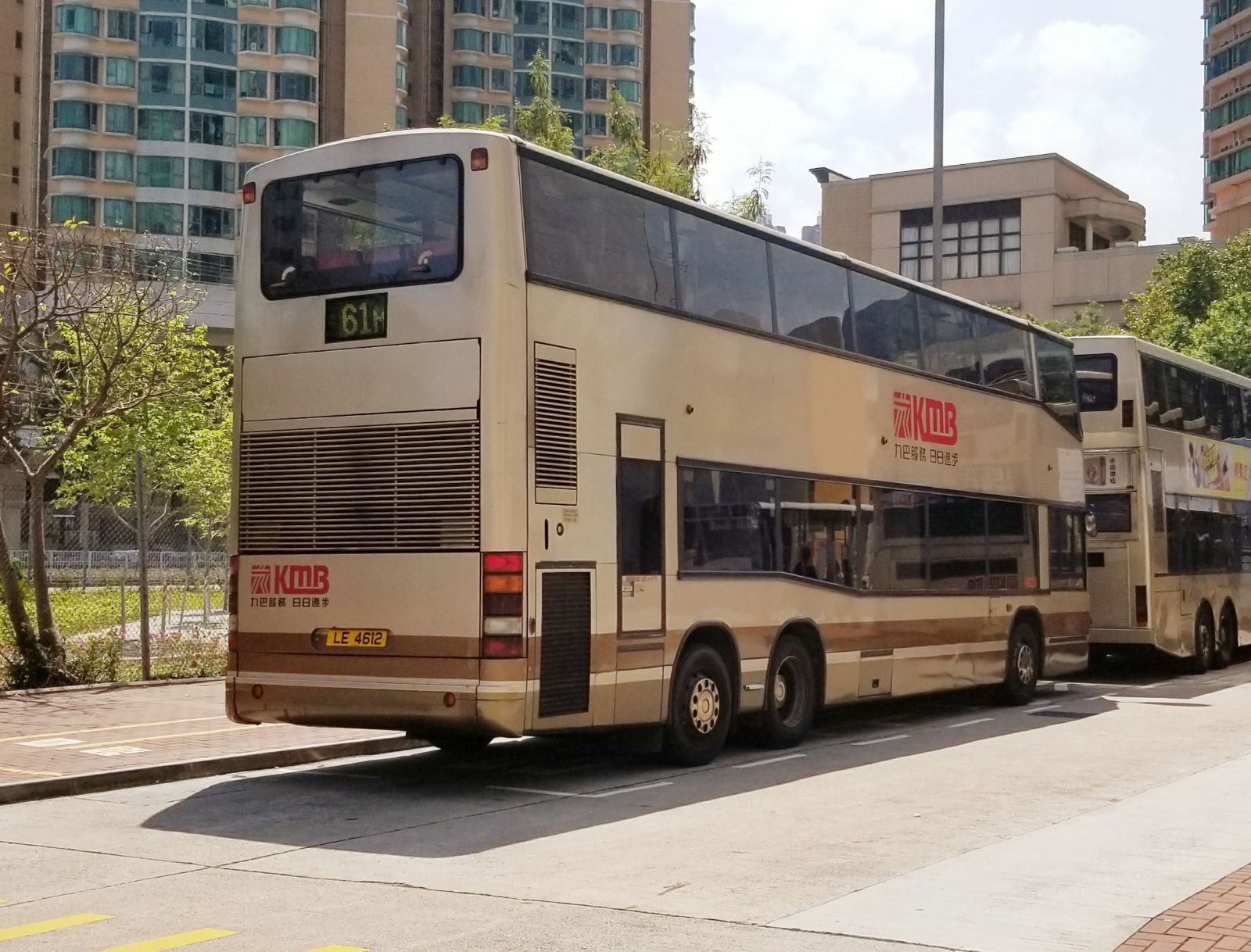 APM1 LE4612 61M (3).jpeg