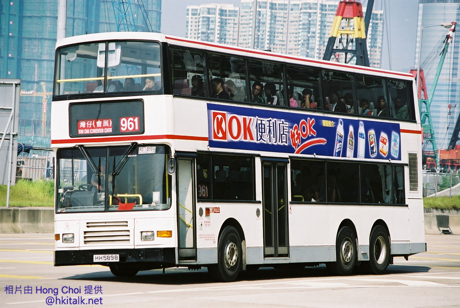 F1050002.jpg