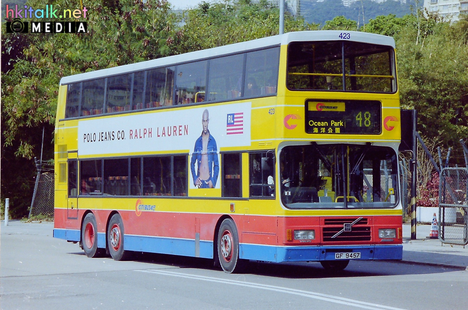 423@48.jpg