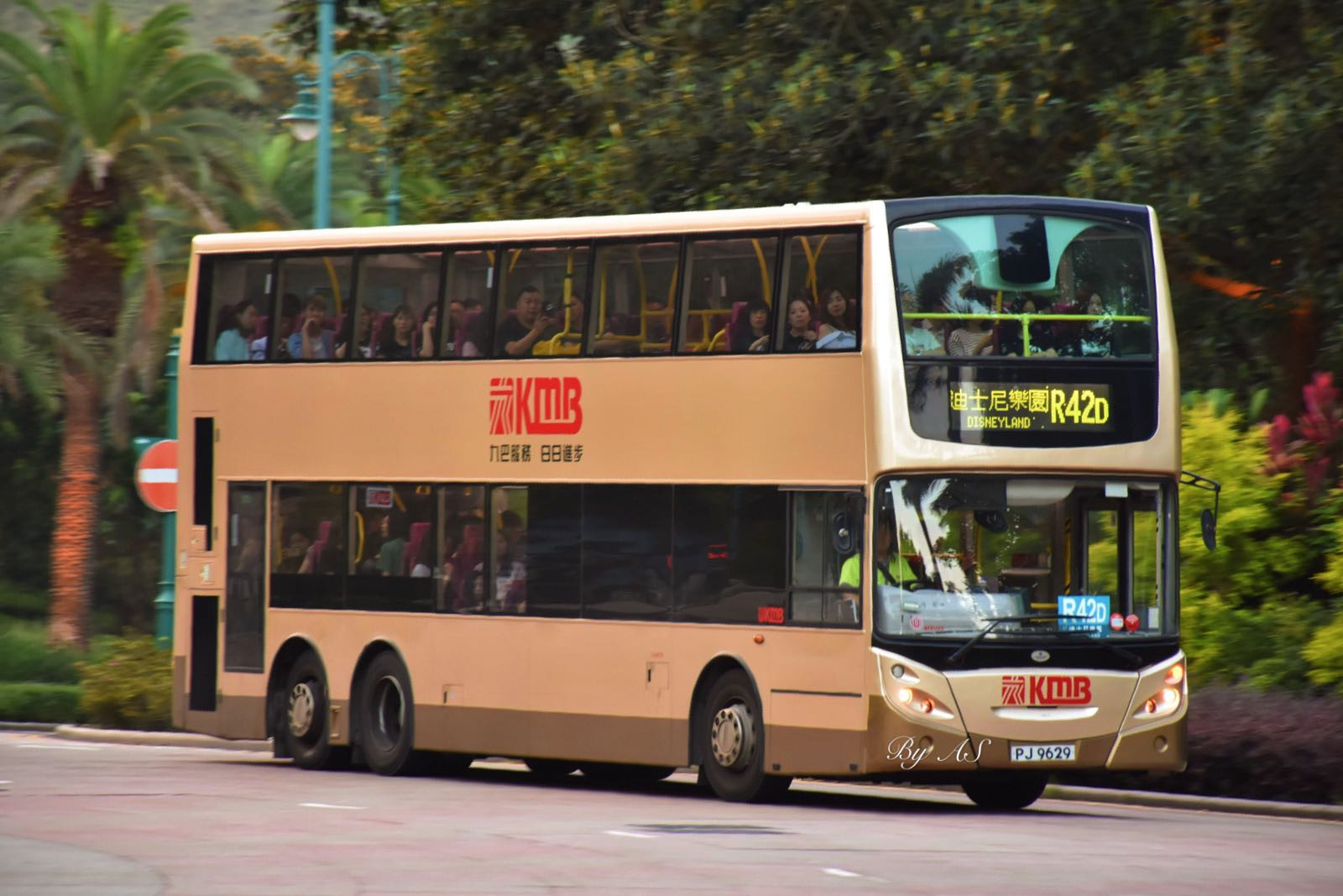 R 0513 (5).jpeg