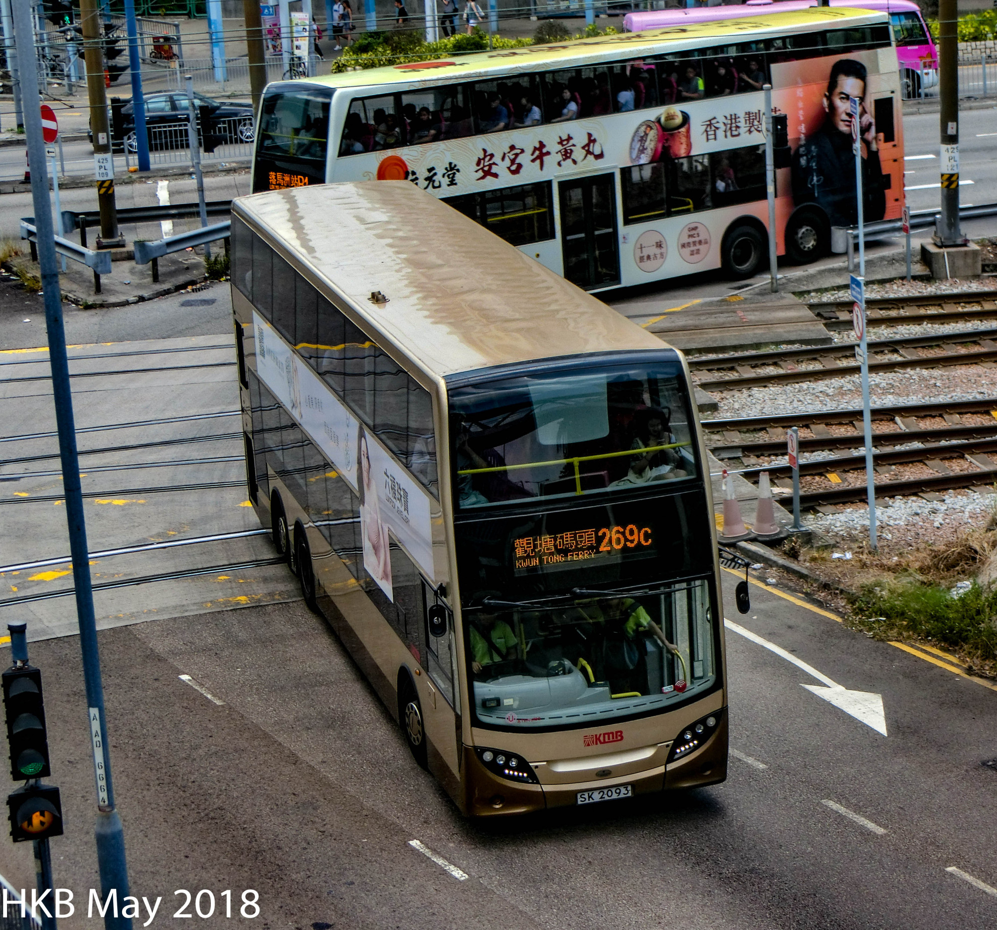 ITALK309.jpg