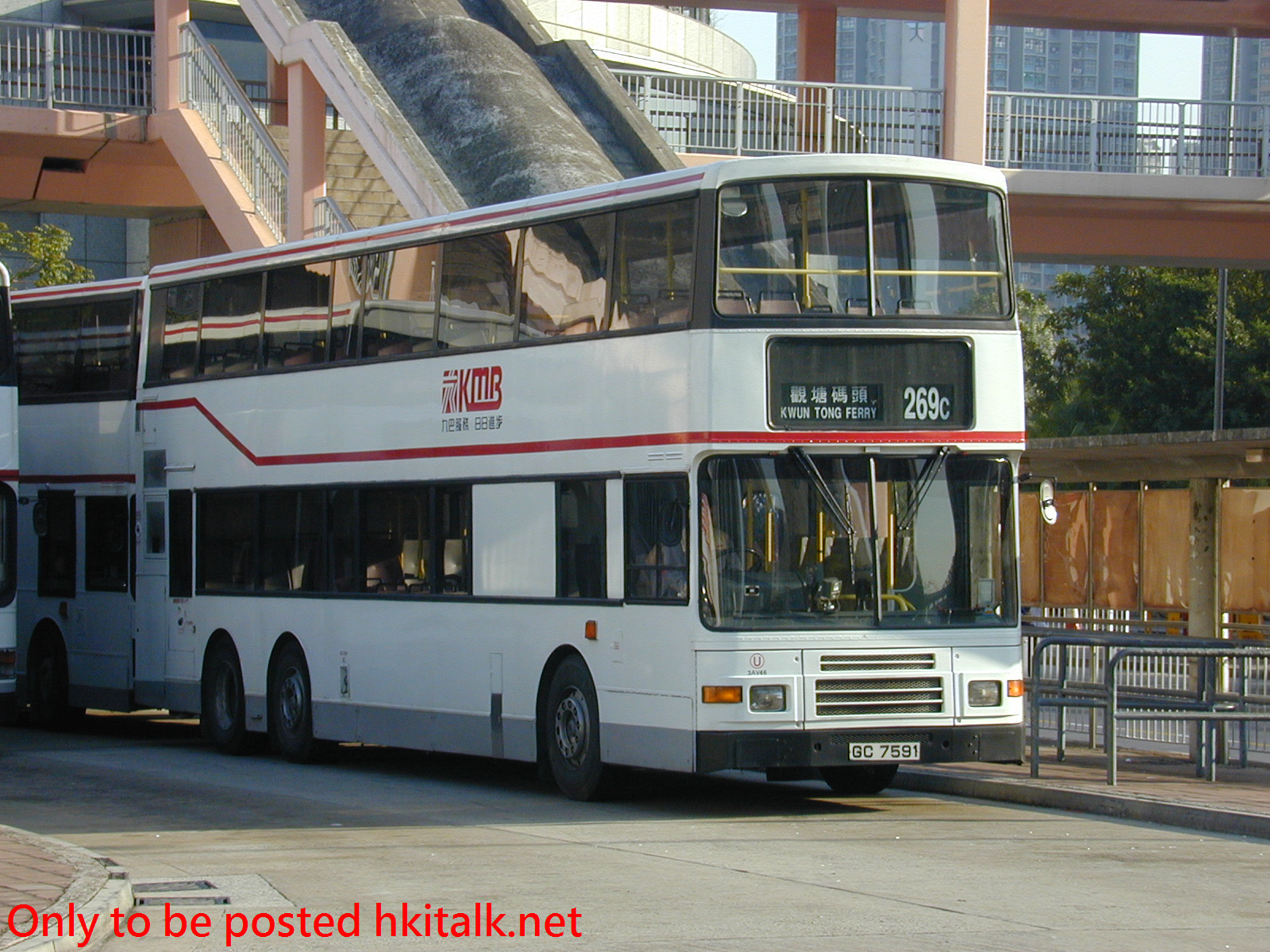 3AV046-01298-269C.JPG