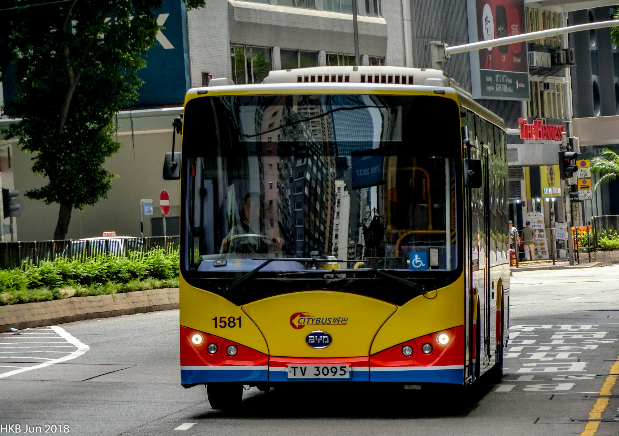 ITALK618.jpg
