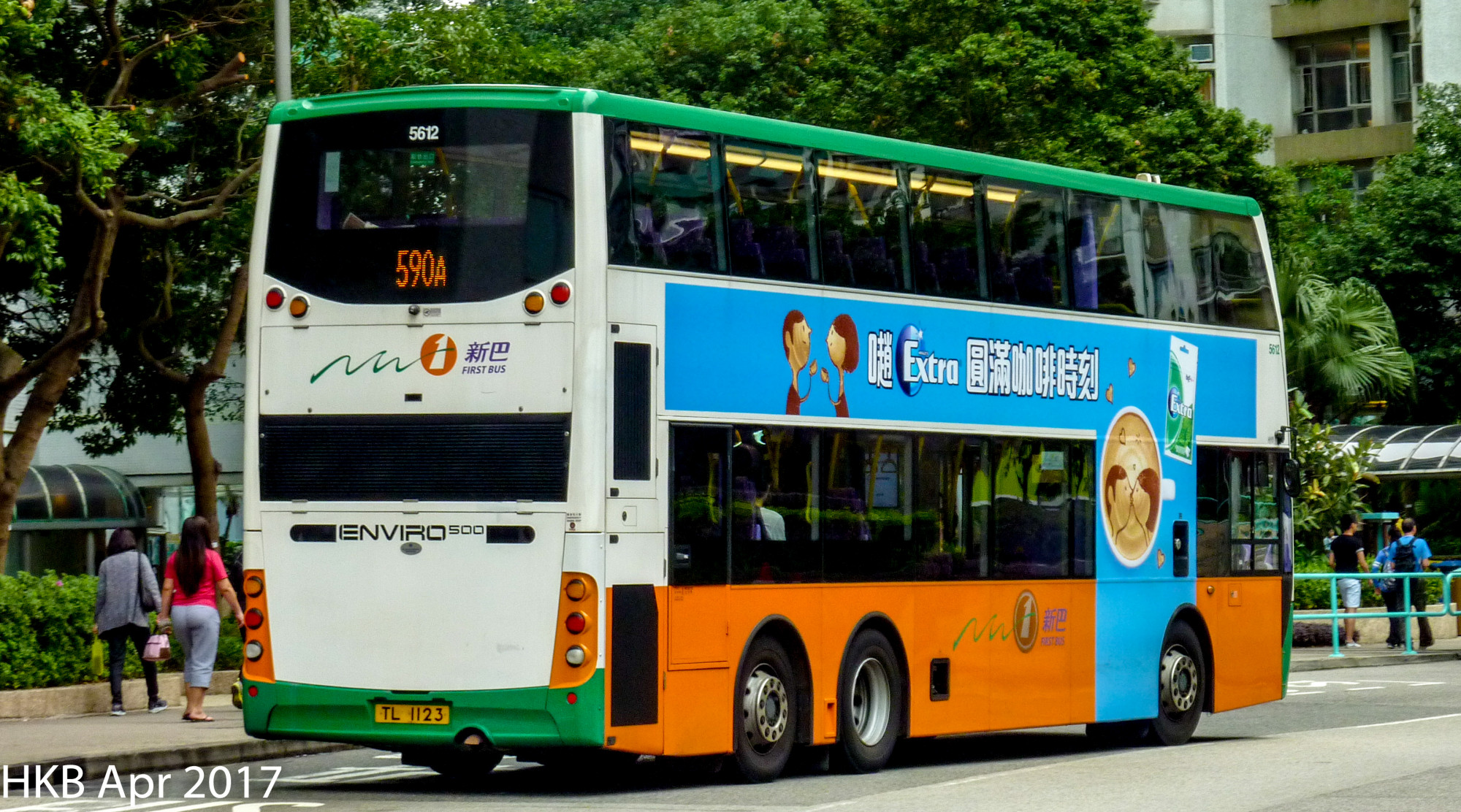 ITALK677.jpg